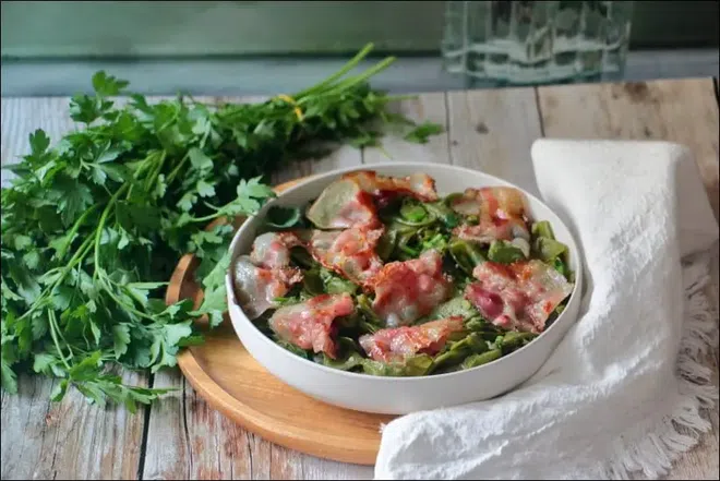 Poêlée de pois gourmands au lard