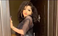 Bobrisky retrouve sa liberté après son incarcération (vidéo)