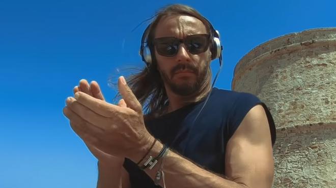 Bob Sinclar blazé par ceux qui préfèrent regarder leurs smartphones que de profiter du show : « C’est un enfer ! »