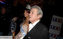 Mort d’Alain Delon : pourquoi avait-il claqué la porte du comité Miss France ?