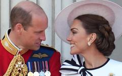 Kate Middleton à Balmoral, la princesse tout sourire aux côtés de William et George