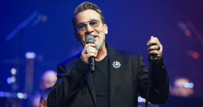 Florent Pagny chante pour la libération du défenseur des baleines, Paul Watson