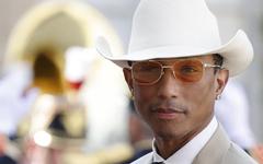 Pharrell Williams fait une entrée remarquée dans l'hôtellerie parisienne de luxe