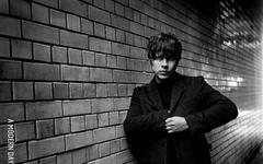 Jake Bugg – A Modern Day Distraction