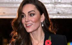 Kate Middleton rayonnante pour son retour aux côtés de William et Charles III