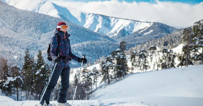 Vacances d’hiver : jusqu’à -50 % sur la location de ski à la montagne