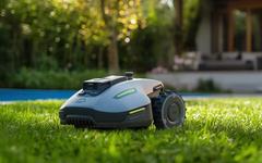 Ce robot tondeuse Mammotion qui connaît un succès fou est en promo sur Amazon