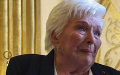 Line Renaud fête ses 97 ans de p’tite folie