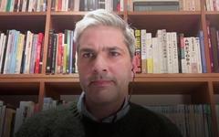 «Les artistes du 21e siècle ne font plus que recycler les idées et succès du passé»