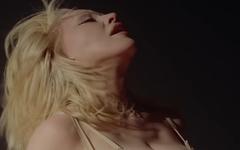 Madonna : Elle chante en italien pour Dolce & Gabbana et prépare son retour discographique (2026)