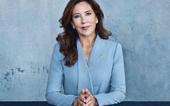 Crown Princess Mary sent a Christmas greeting and shared a new photo