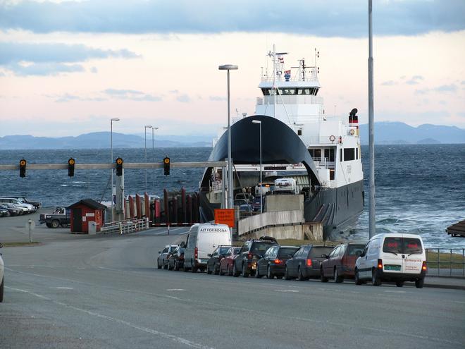 Tout ce qu’il faut savoir pour emmener sa voiture en ferry