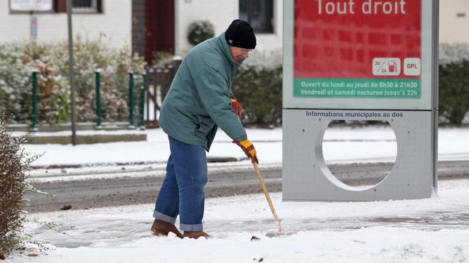 Episodes neigeux: Bison Futé invite les automobilistes à la prudence ces prochains jours