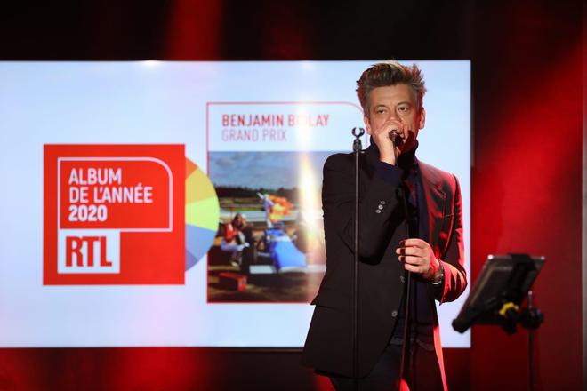 VIDÉOS - Benjamin Biolay reçoit l'Album RTL de l'Année 2020