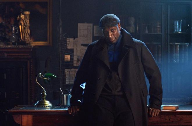 Triomphe de «Lupin» sur Netflix : l’œuvre de Maurice Leblanc détrône J.K. Rowling en librairie