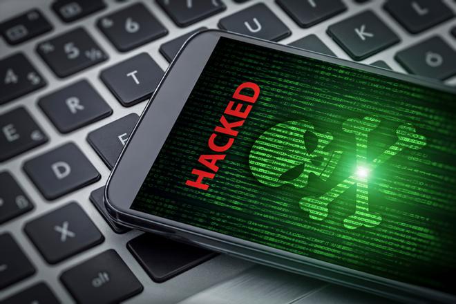 Covid-19 : des hackers auraient diffusé une version falsifiée des fichiers volés de Pfizer