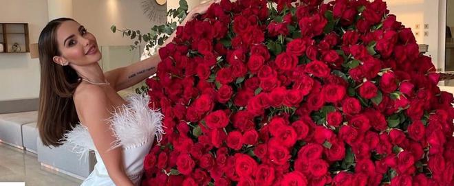 Nabilla : villa de luxe, bouquet de rose géant,  l’incroyable anniversaire que lui a organisé Thomas !
