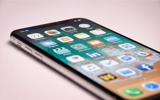 iPhone : non, iOS 14.5 ne permet pas de remplacer Apple Music par Spotify par défaut