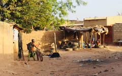 L'impossible distanciation dans les quartiers périphériques de Ouagadougou