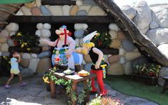 Les parcs d’attractions reportent la date de leur réouverture