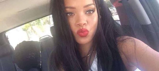 Rihanna serait enfin prête à sortir une nouvelle chanson en 2021 !