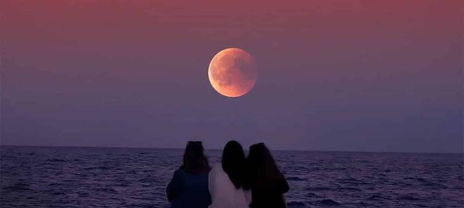 Astrologie: Top 3 des signes astro impactés par la Pleine Lune !