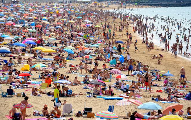 Covid-19 : Les vacances d’été 2021 pourraient bien être pires que celles de 2020