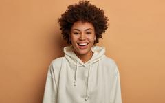 5 Trendy Sweatshirt Fashion Picks of 2021