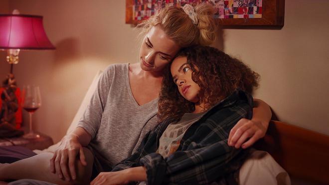 Ginny et Georgia renouvelée pour une saison 2 par Netflix