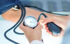Hypertension: l’alimentation fait mieux que les médicaments pour baisser la tension