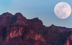 CM – How to See the Pink Super Moon in Scorpio Tonight & What to Manifest