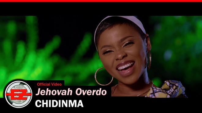 Chidinma retrouve le chemin de la foi chrétienne et devient chantre (vidéo)