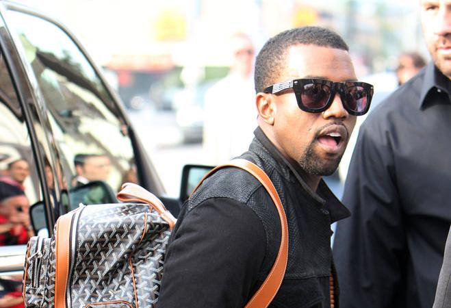 Kanye West : son sac à dos Goyard vendu à une somme astronomique ! [Photo]