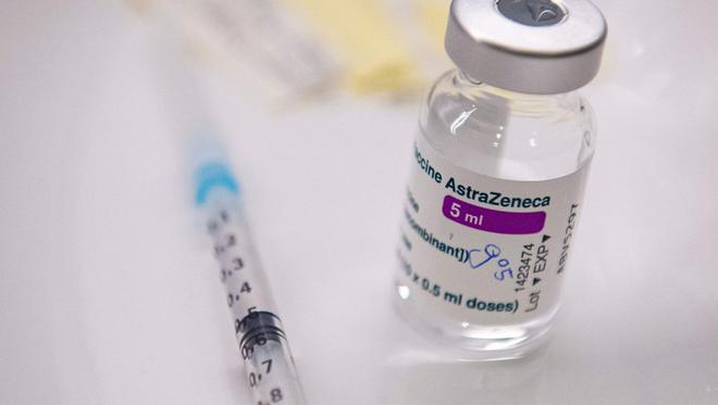 Vaccins contre le Covid-19 : l’Europe exige les 90 millions de doses d’AstraZeneca non livrées