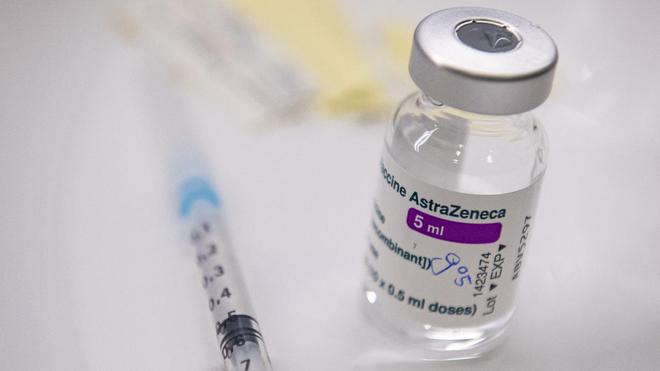 L'utilisation du vaccin AstraZeneca reste limité aux plus de 55 ans en France