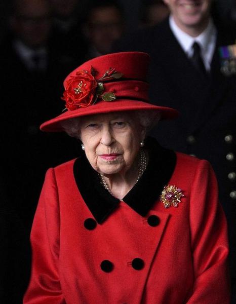 Elisabeth II : la reine est bouleversée à cause du prince Harry